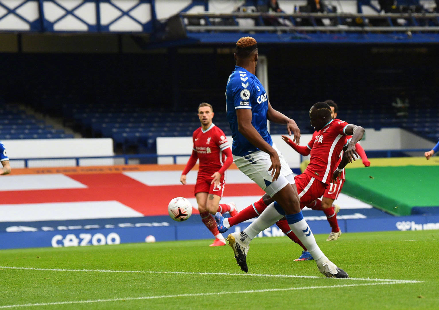 战术层面占 战术层面占